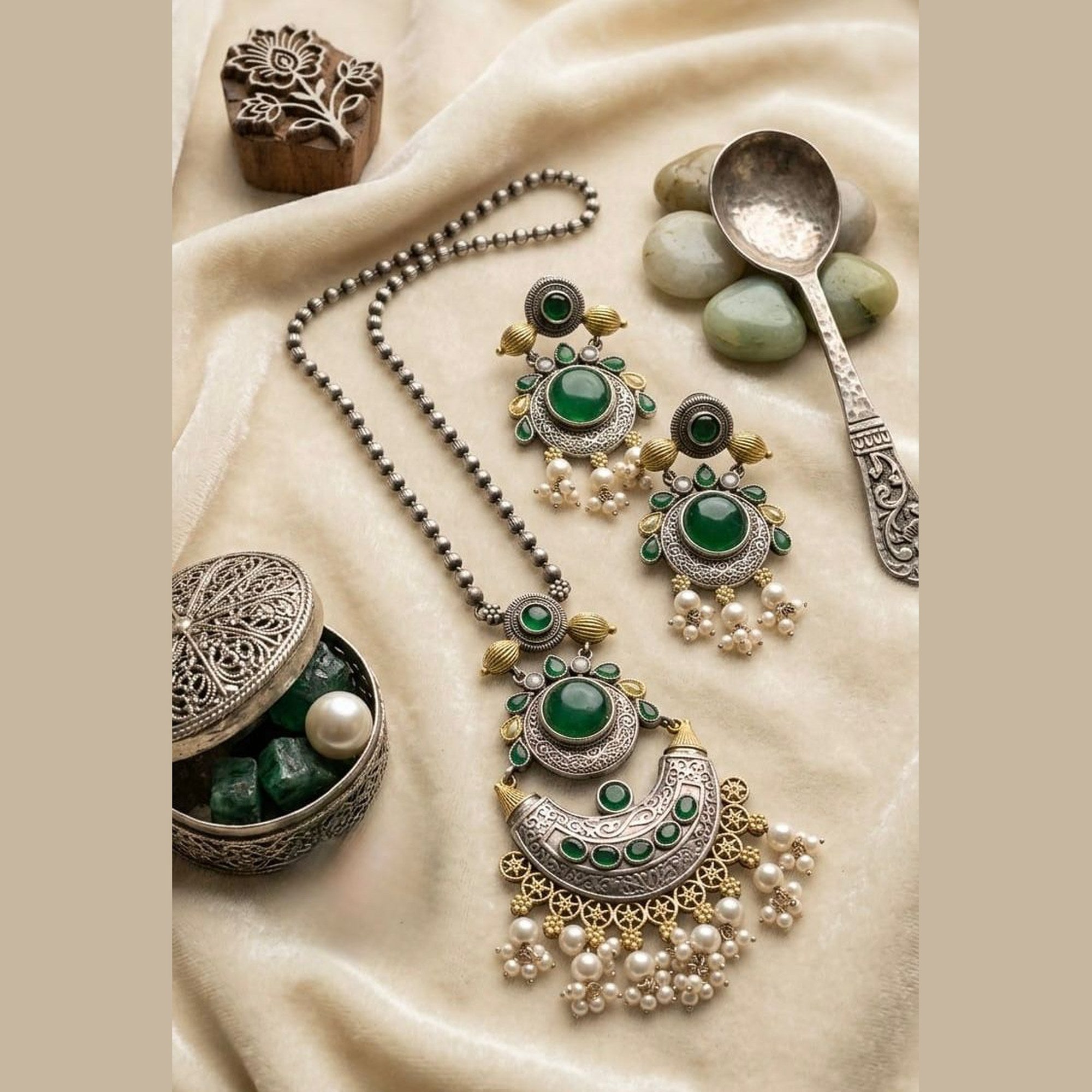Chandrika Stone Pendant Necklace Set