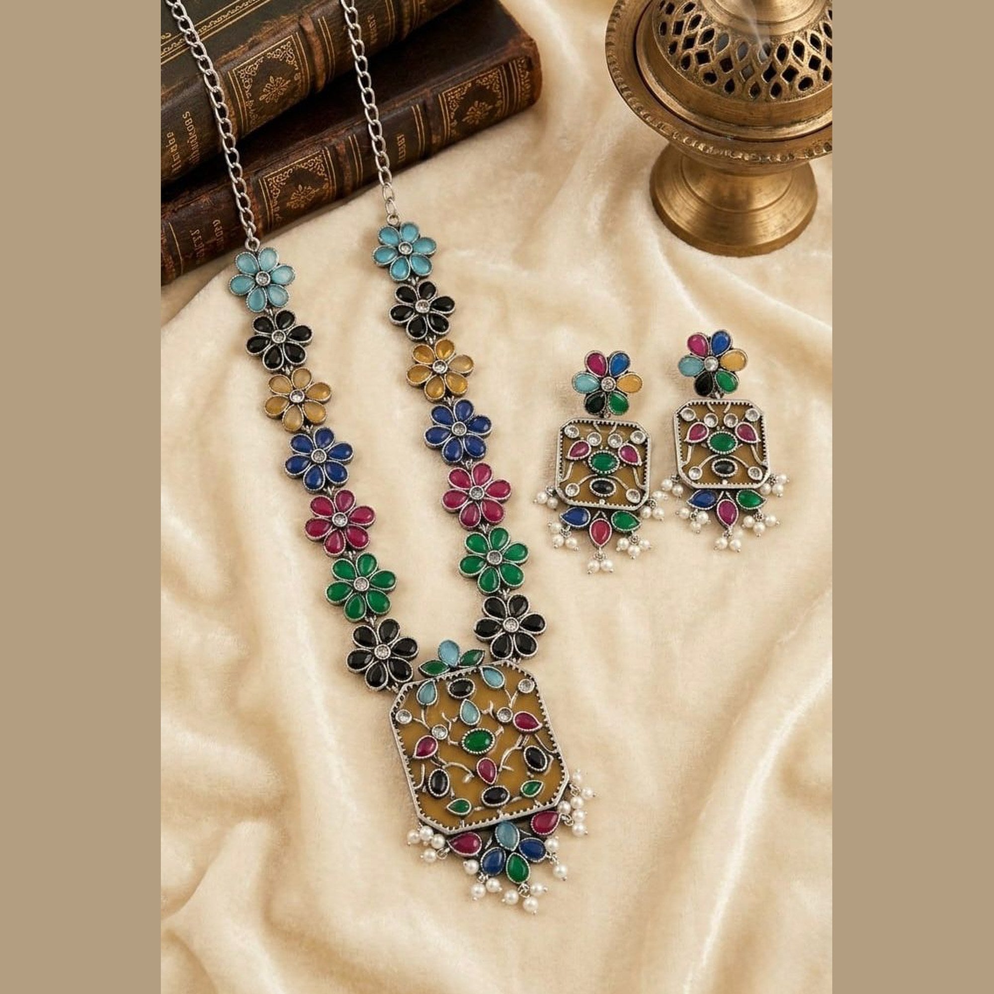 Gulistan Enamel Floral Pendant Set