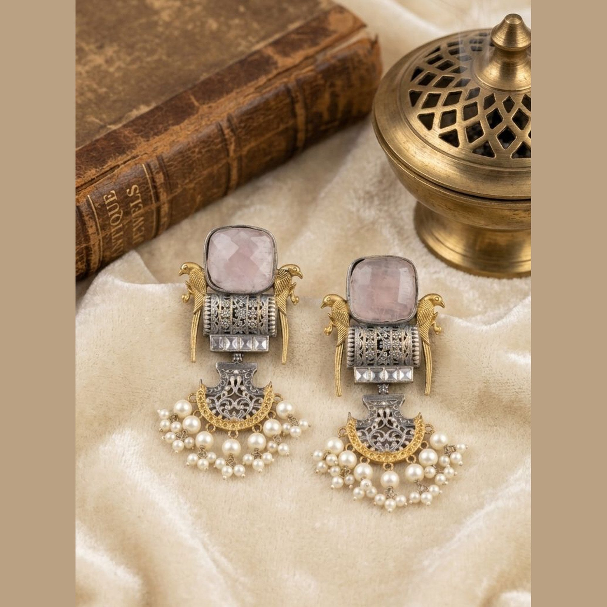 Riwaayat Stone Pearl Drop Earrings