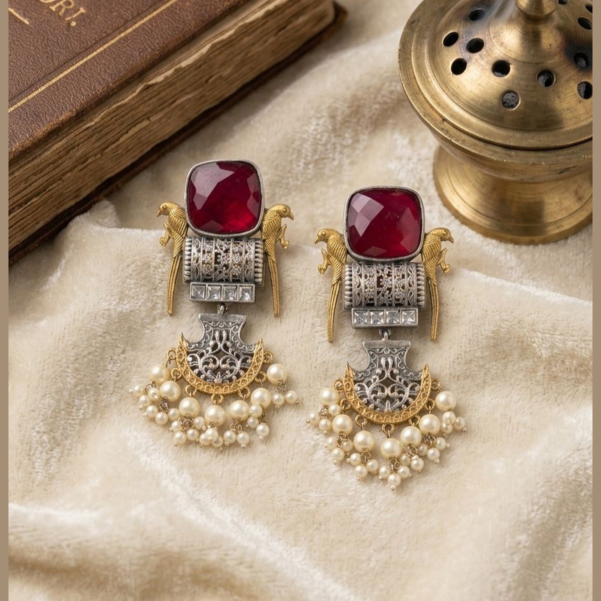 Riwaayat Stone Pearl Drop Earrings